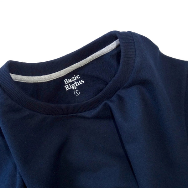 Heavy Weight T-Shirt in Navy collar